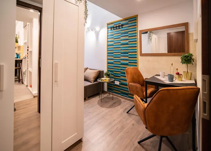 Free Parking -corvin Palace Residence-3bdrm,6ppl,wifi,ac Budapeszt