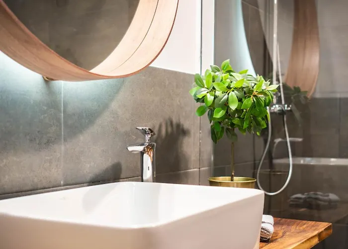 Free Parking -corvin Palace Residence-3bdrm,6ppl,wifi,ac Apartament Budapeszt