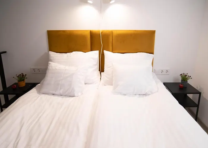 Free Parking -corvin Palace Residence-3bdrm,6ppl,wifi,ac * Budapeszt