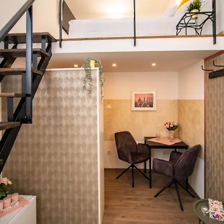 Free Parking -corvin Palace Residence-3bdrm,6ppl,wifi,ac Lejlighed *
