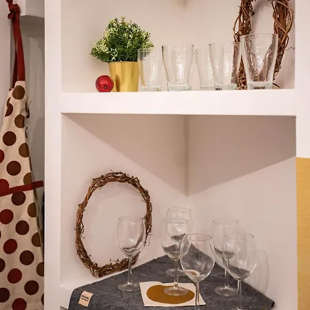 Free Parking -corvin Palace Residence-3bdrm,6ppl,wifi,ac Lejlighed *