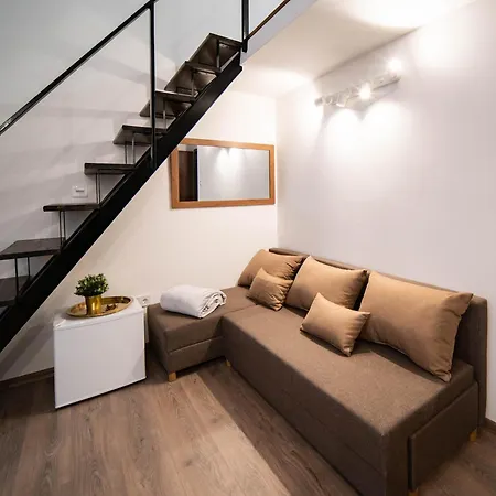 Free Parking -corvin Palace Residence-3bdrm,6ppl,wifi,ac Apartmán