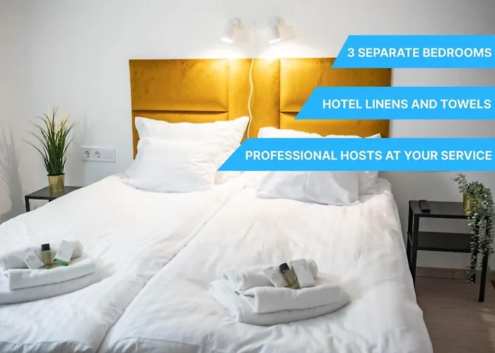 Free Parking -corvin Palace Residence-3bdrm,6ppl,wifi,ac