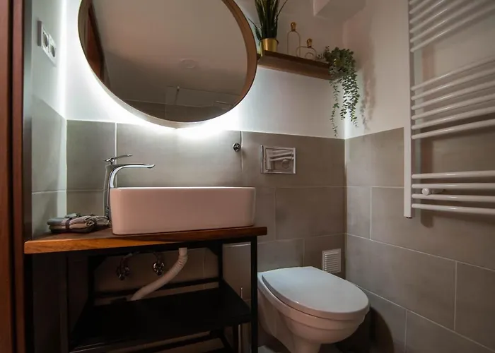 Free Parking -corvin Palace Residence-3bdrm,6ppl,wifi,ac * Budapešť